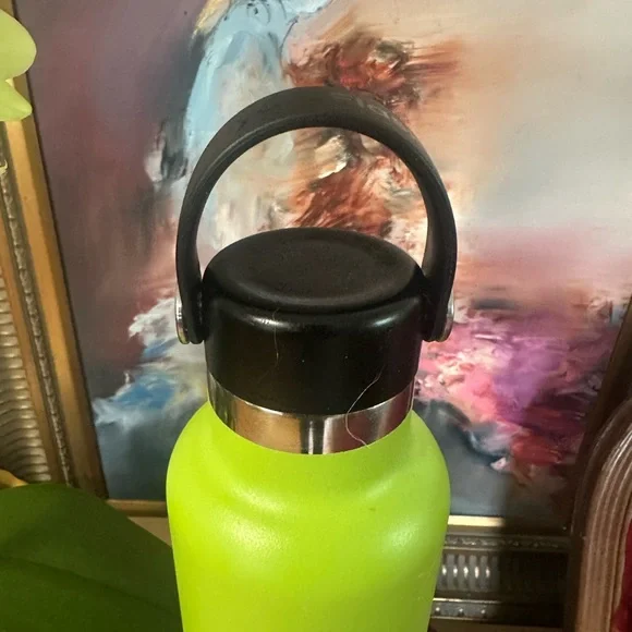 HydroFlask Stainless Steel 24Oz Standard Flex Bottle !!!! - Picture 2 of 5